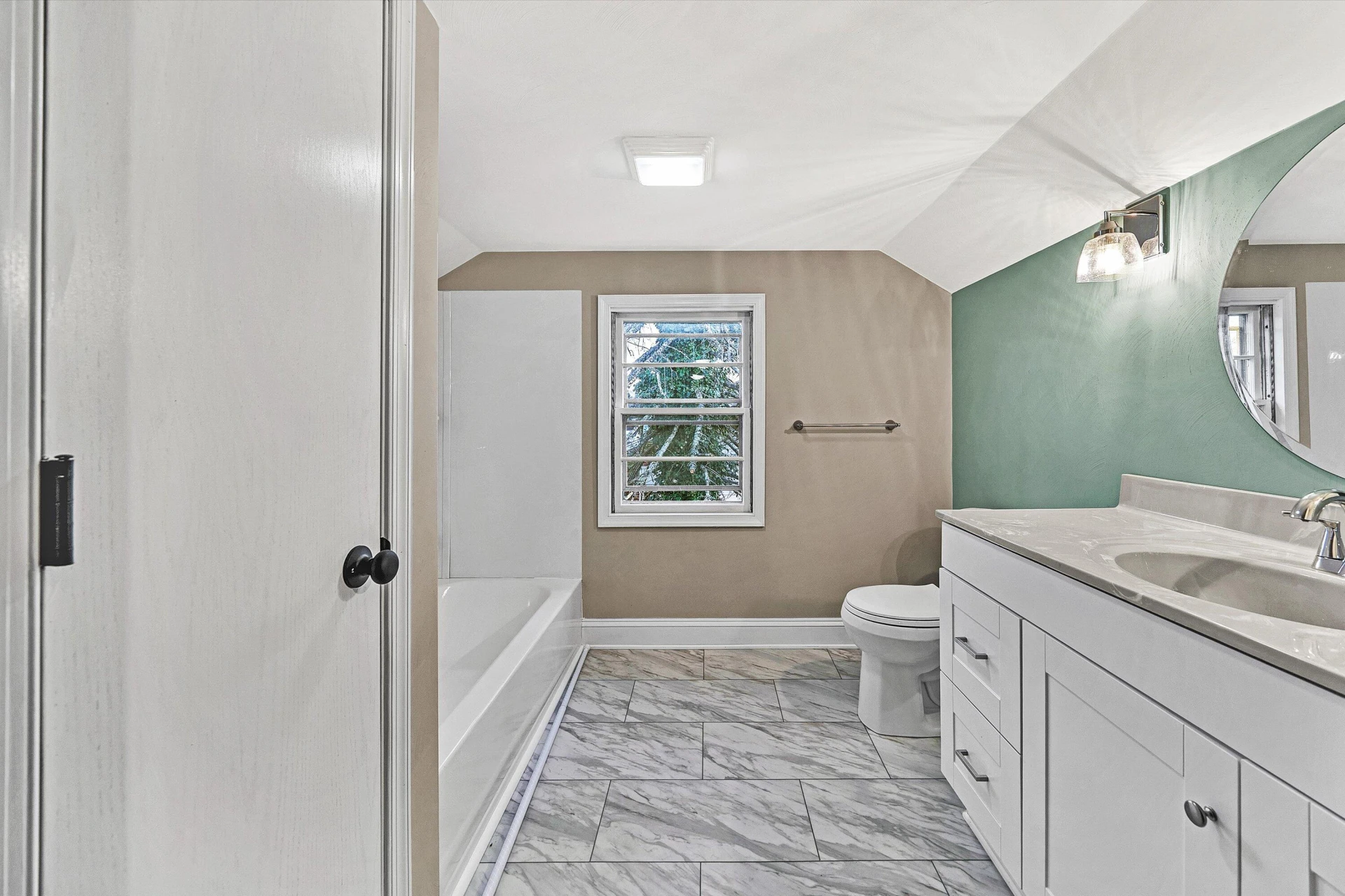 79 Holcombe AVE - Photo 30