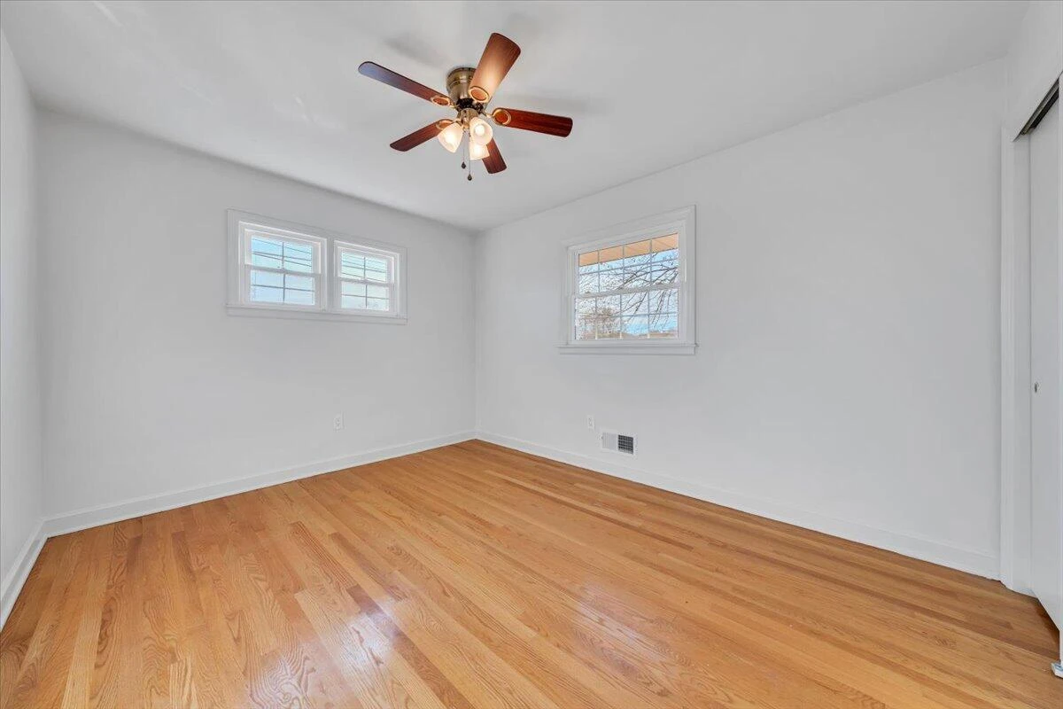 3302 Frontier RD NW - Photo 21