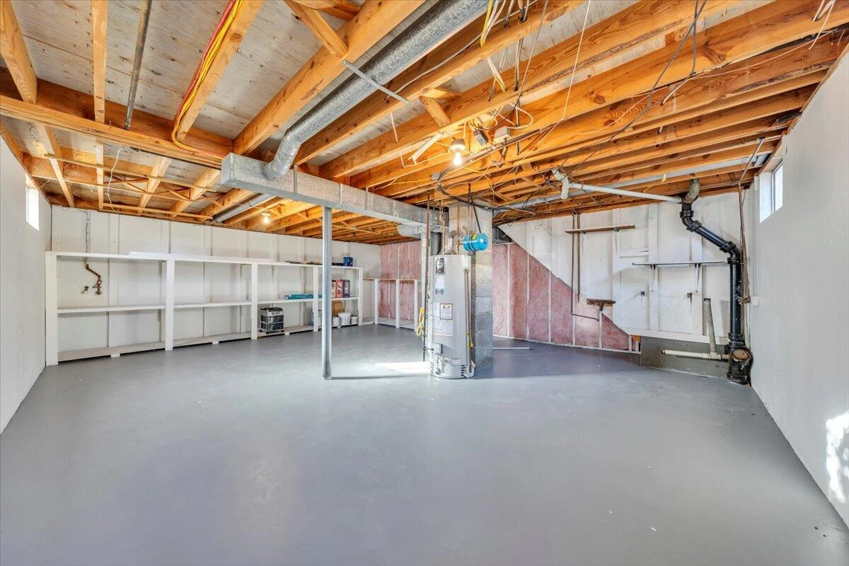 3302 Frontier RD NW - Photo 29