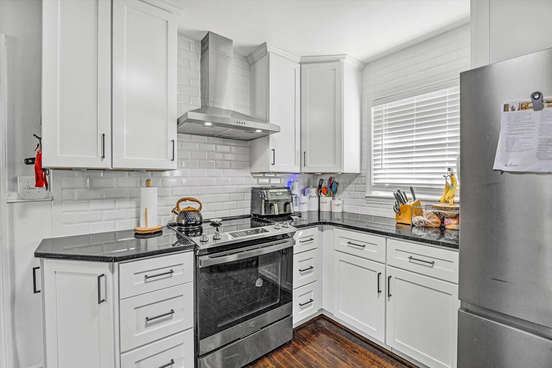 330 OAKLAND DR - Photo 6