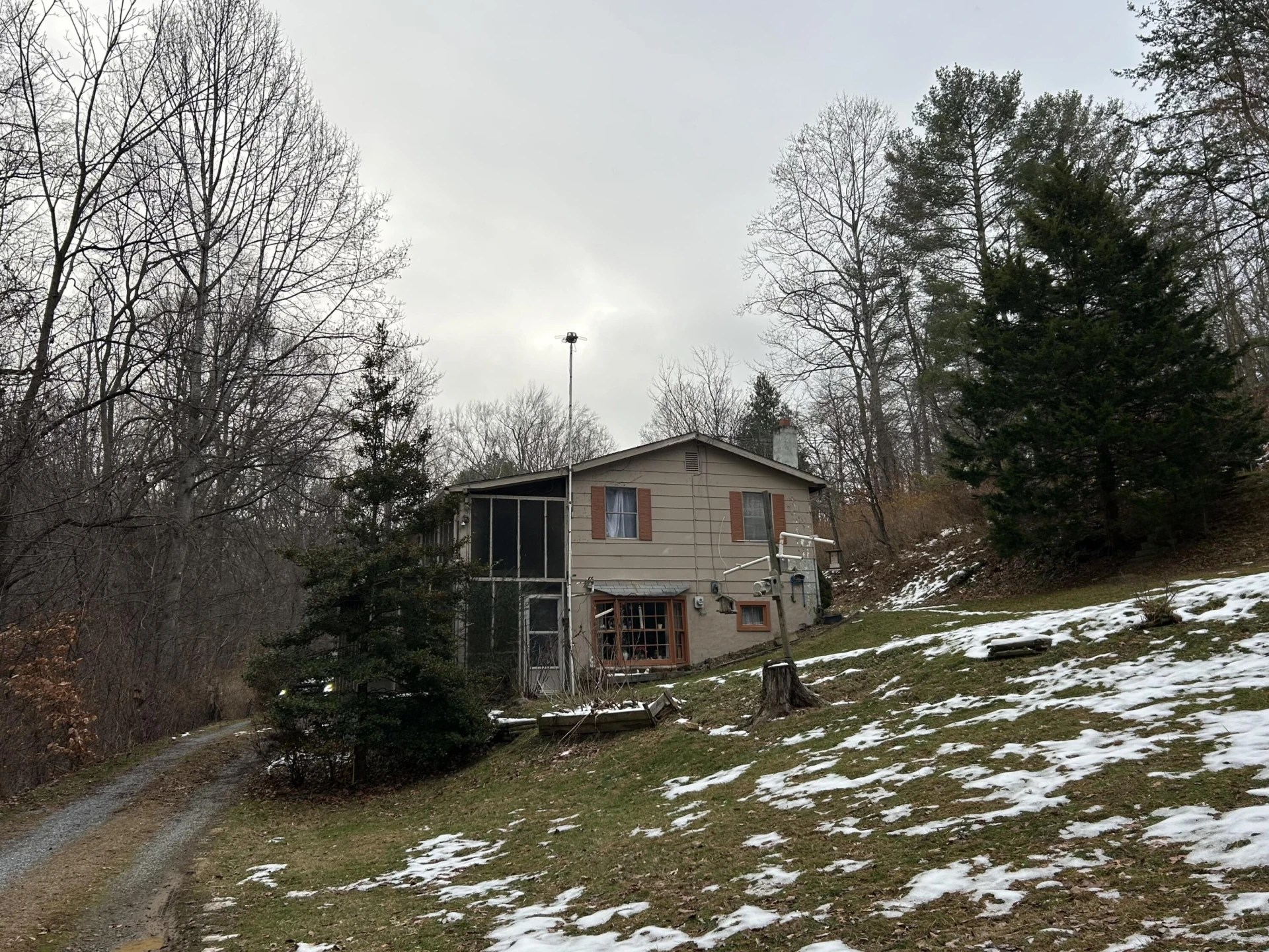 308 Spring Hollow RD - Photo 23