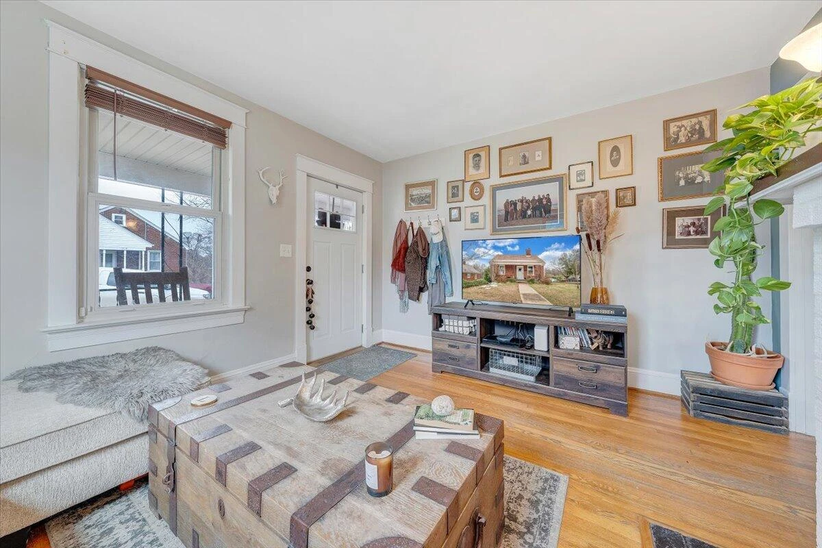 1822 Pocahontas ST - Photo 9