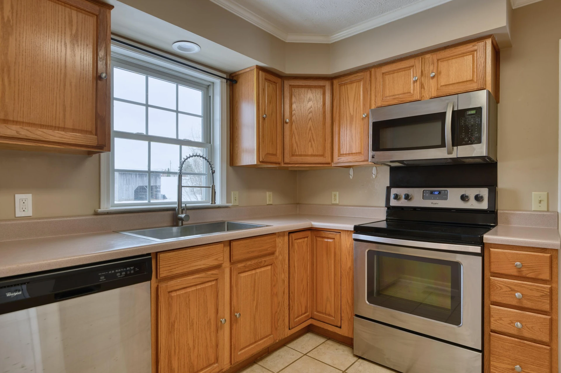 4530 Piney Woods RD - Photo 15