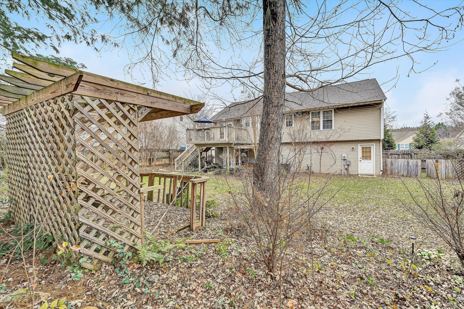 1711 Bush Farm DR - Photo 34