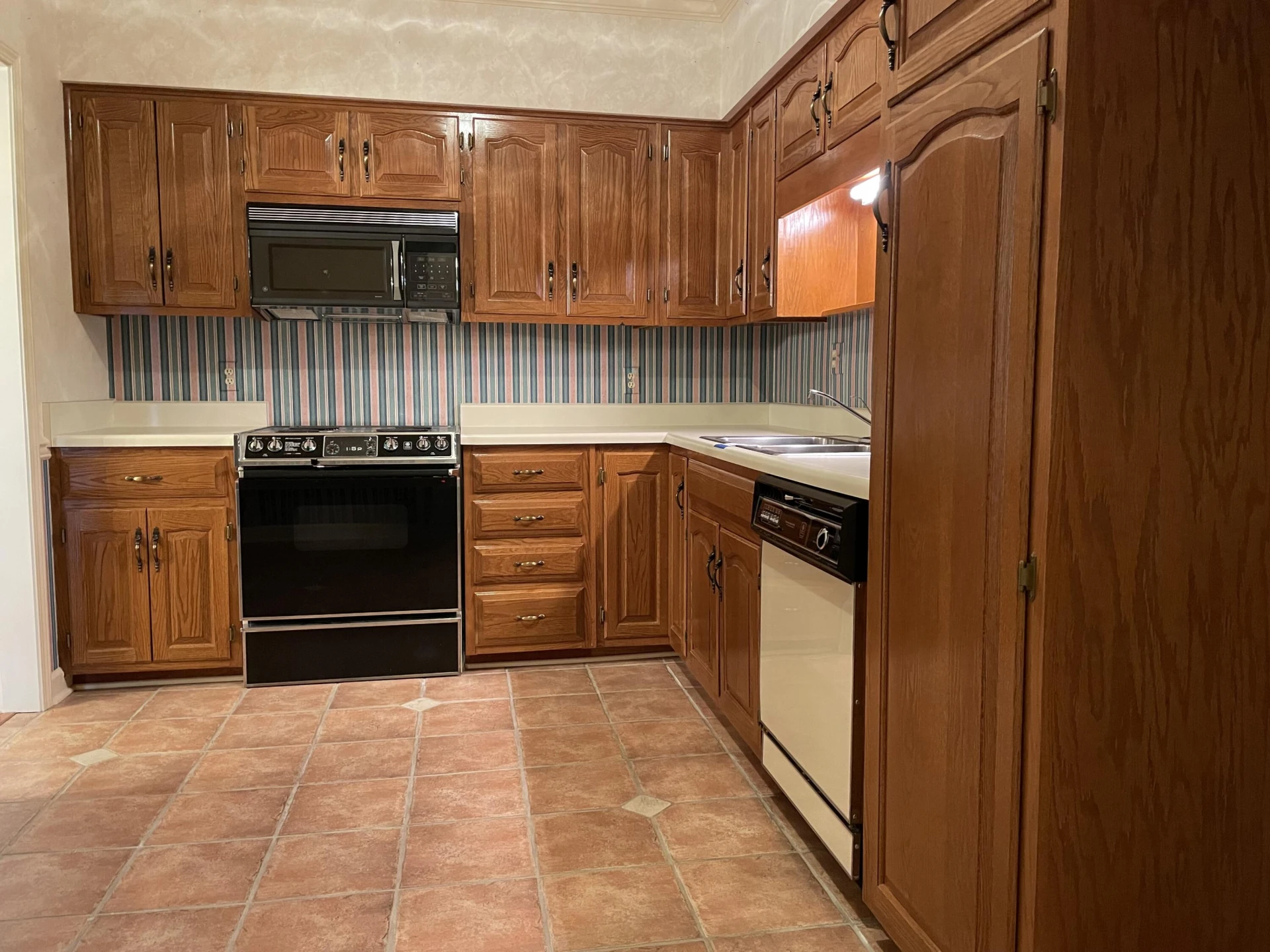 4621 Heather DR SW #211 - Photo 10