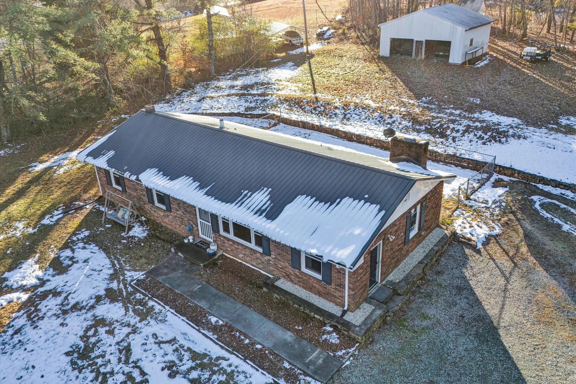 2211 Grassy Hill RD - Photo 4