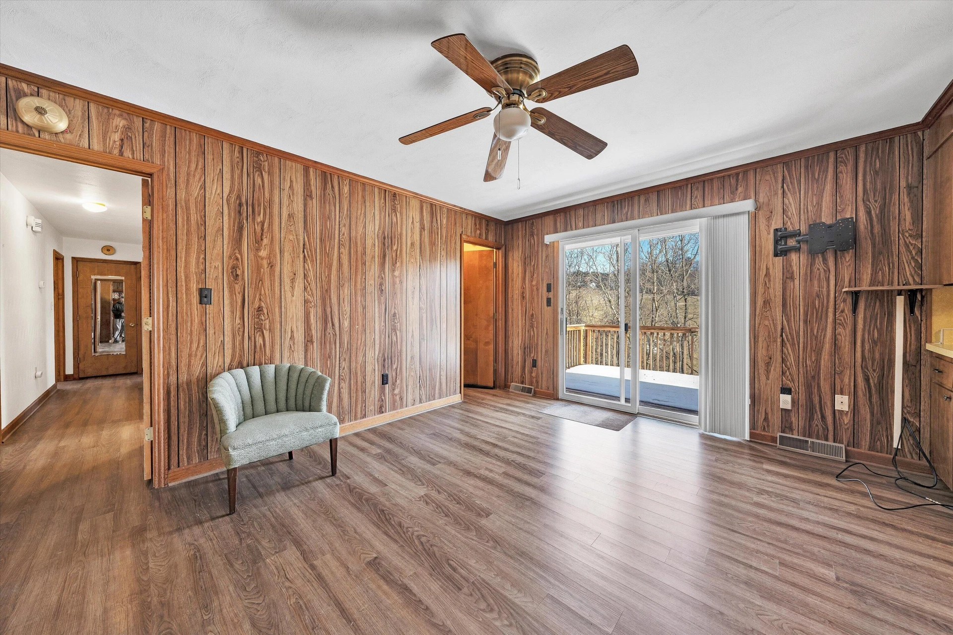 2346 Rockland RD - Photo 12
