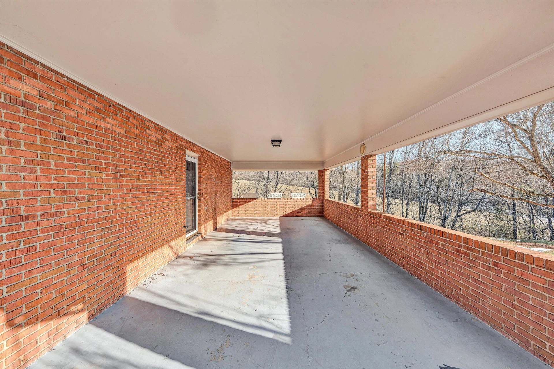 2346 Rockland RD - Photo 4