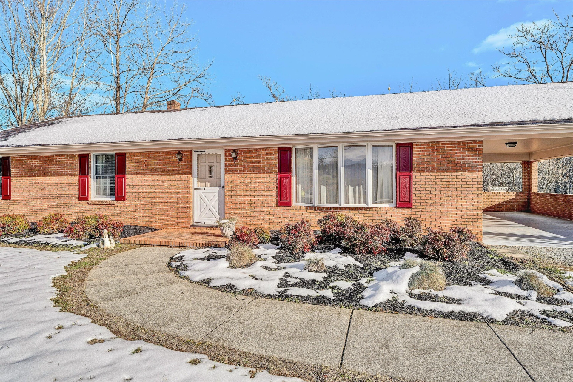2346 Rockland RD - Photo 5