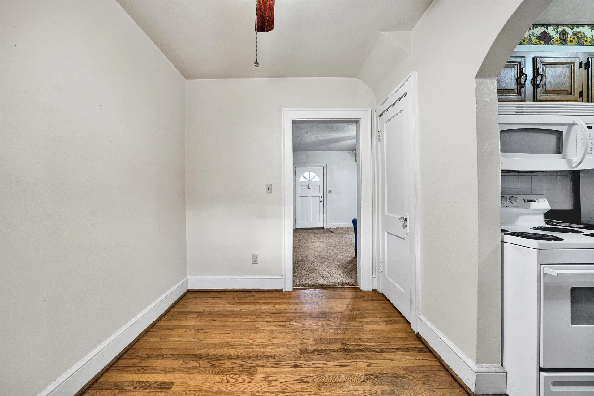 1204 Carolina AVE - Photo 14