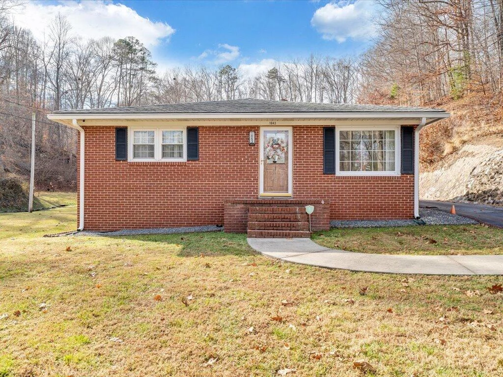1043 Liberty ST - Photo 38