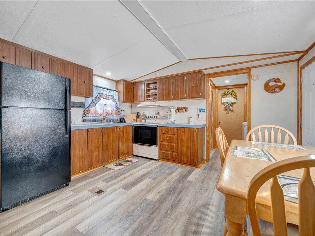1051 Liberty ST - Photo 12
