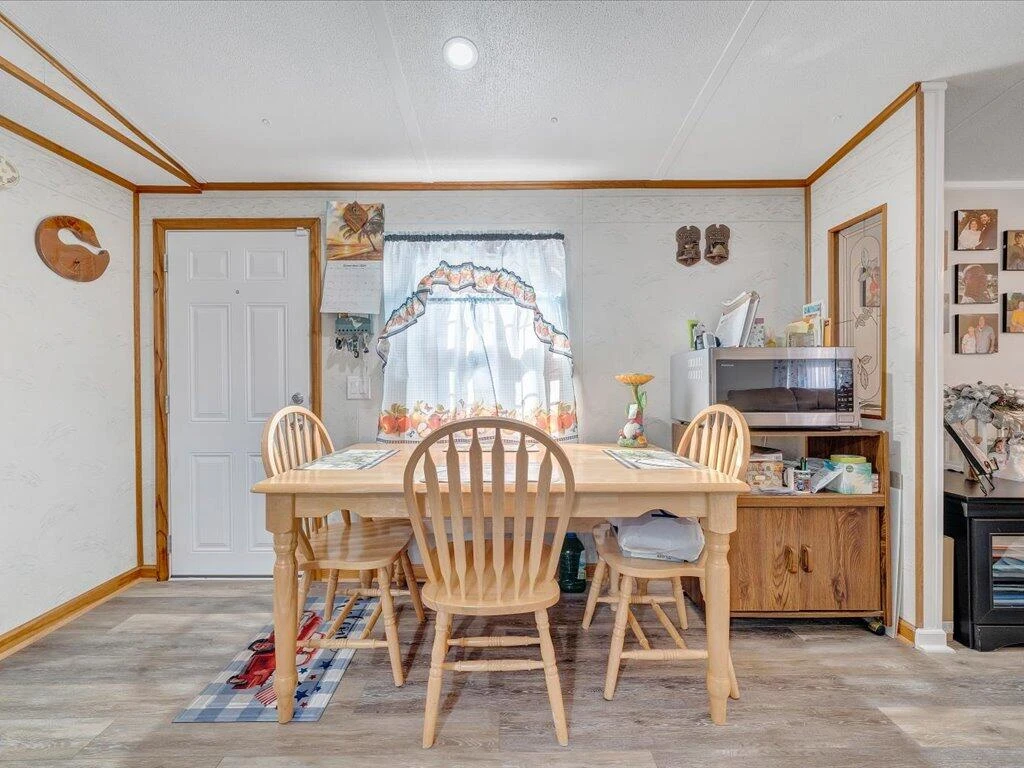 1051 Liberty ST - Photo 15
