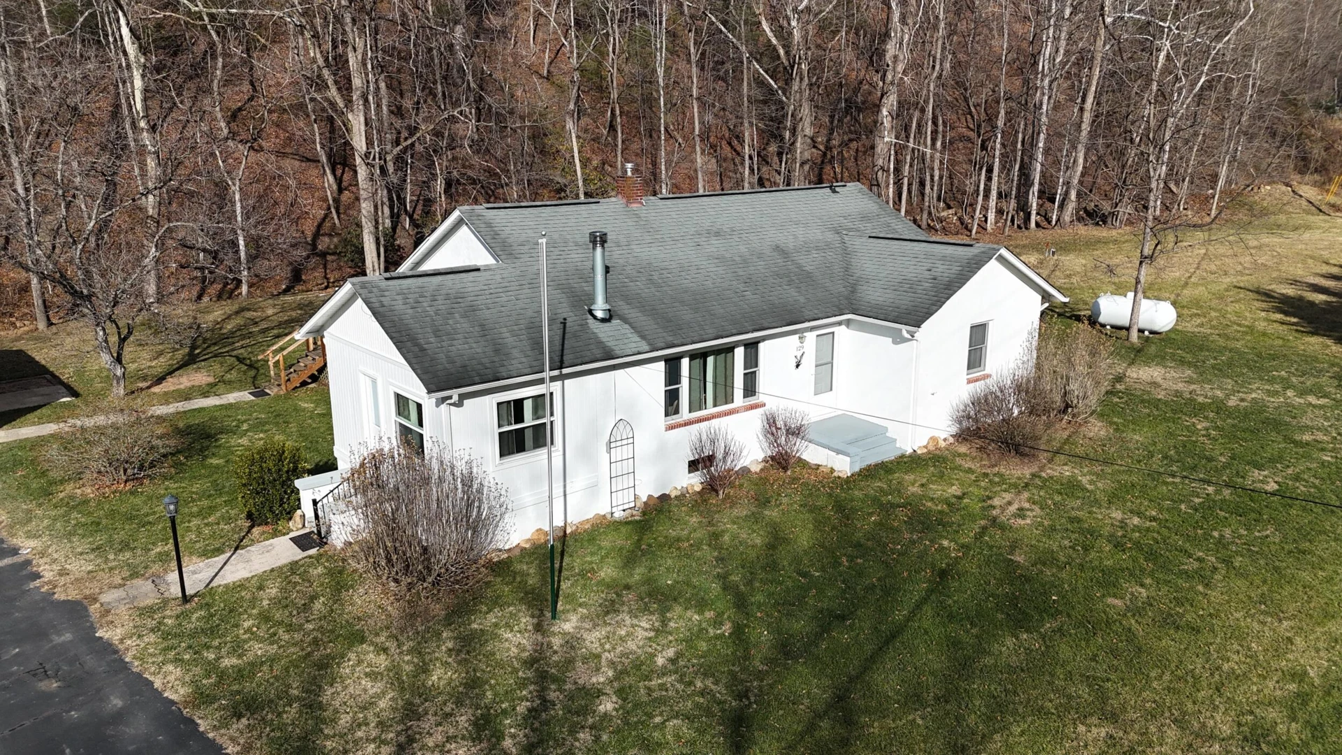 129 Roaring Run RD - Photo 2