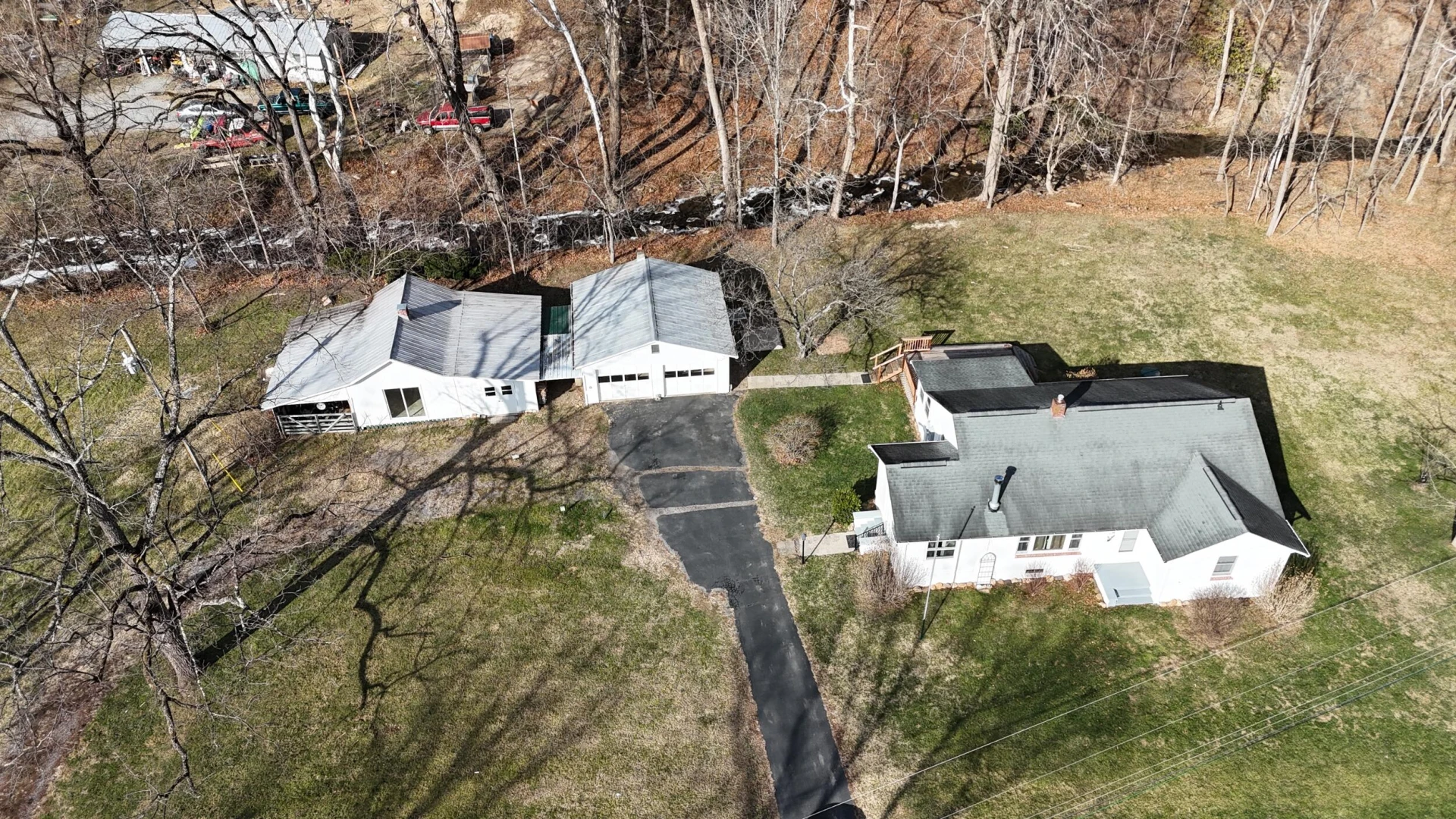 129 Roaring Run RD - Photo 3