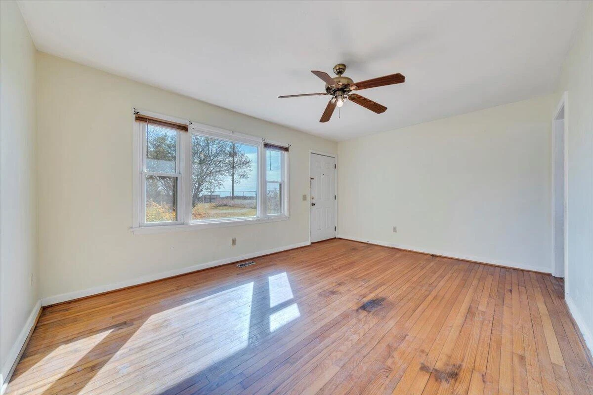 77 Virgil H Goode Hwy - Photo 5