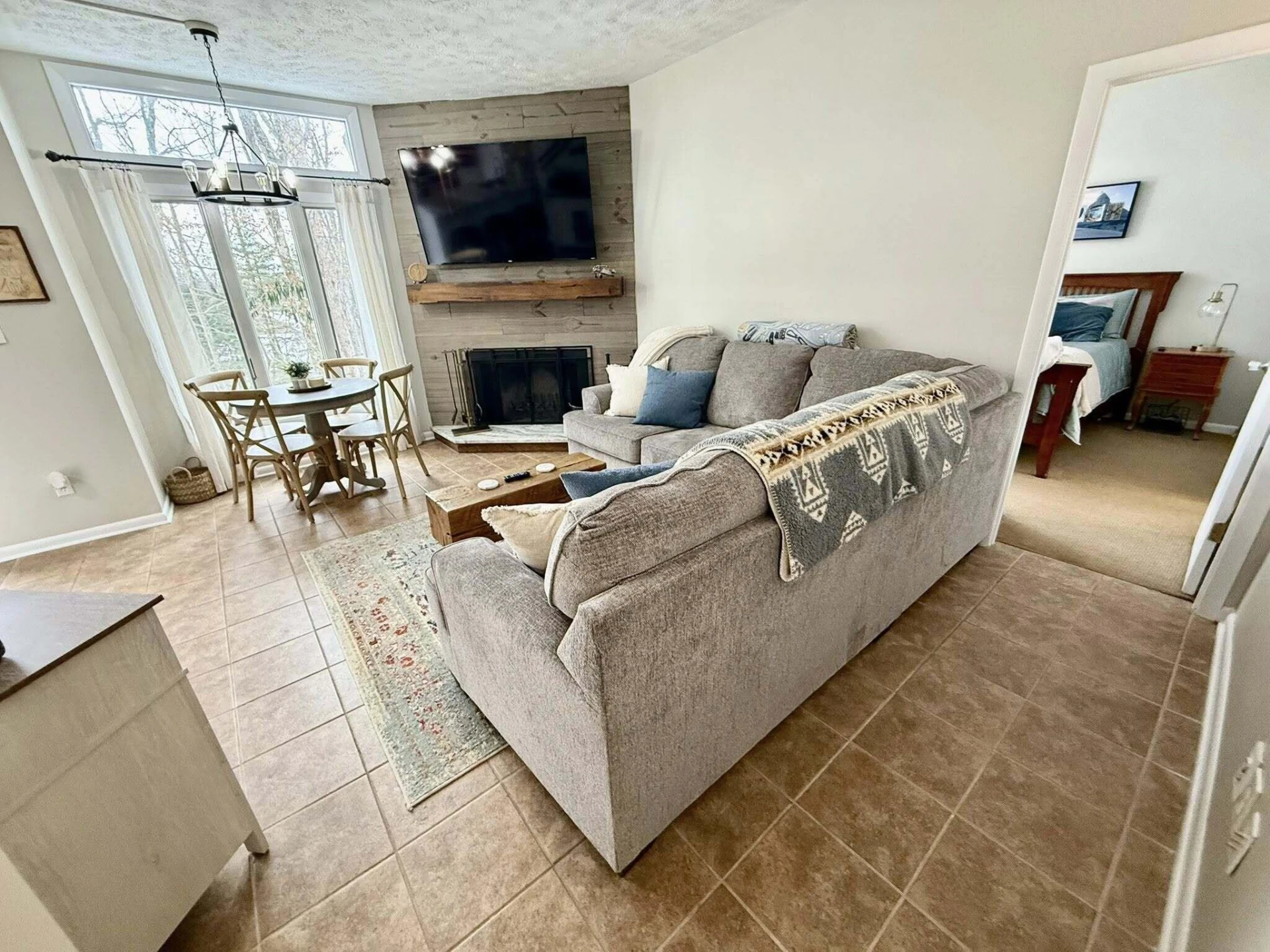 700 Laurelwood - Photo 4