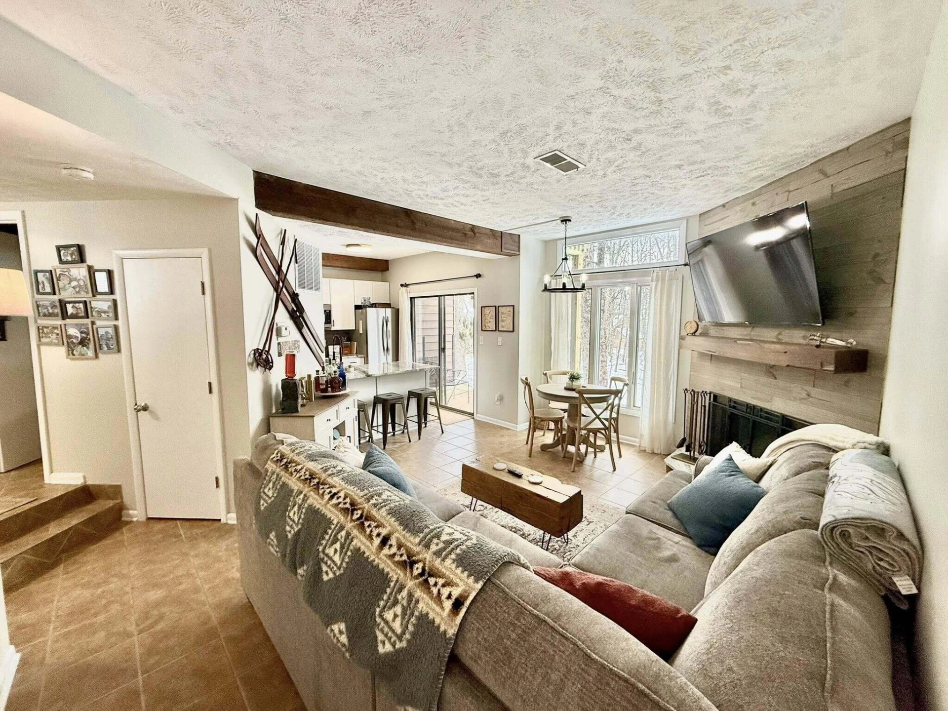 700 Laurelwood - Photo 5