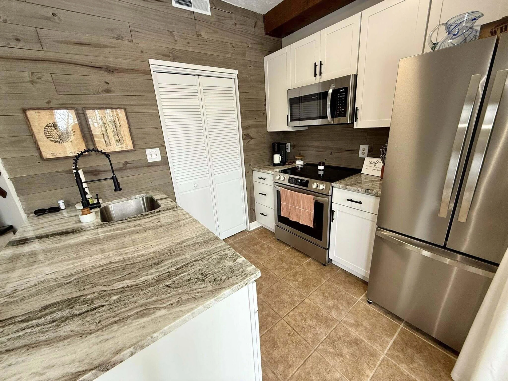 700 Laurelwood - Photo 8