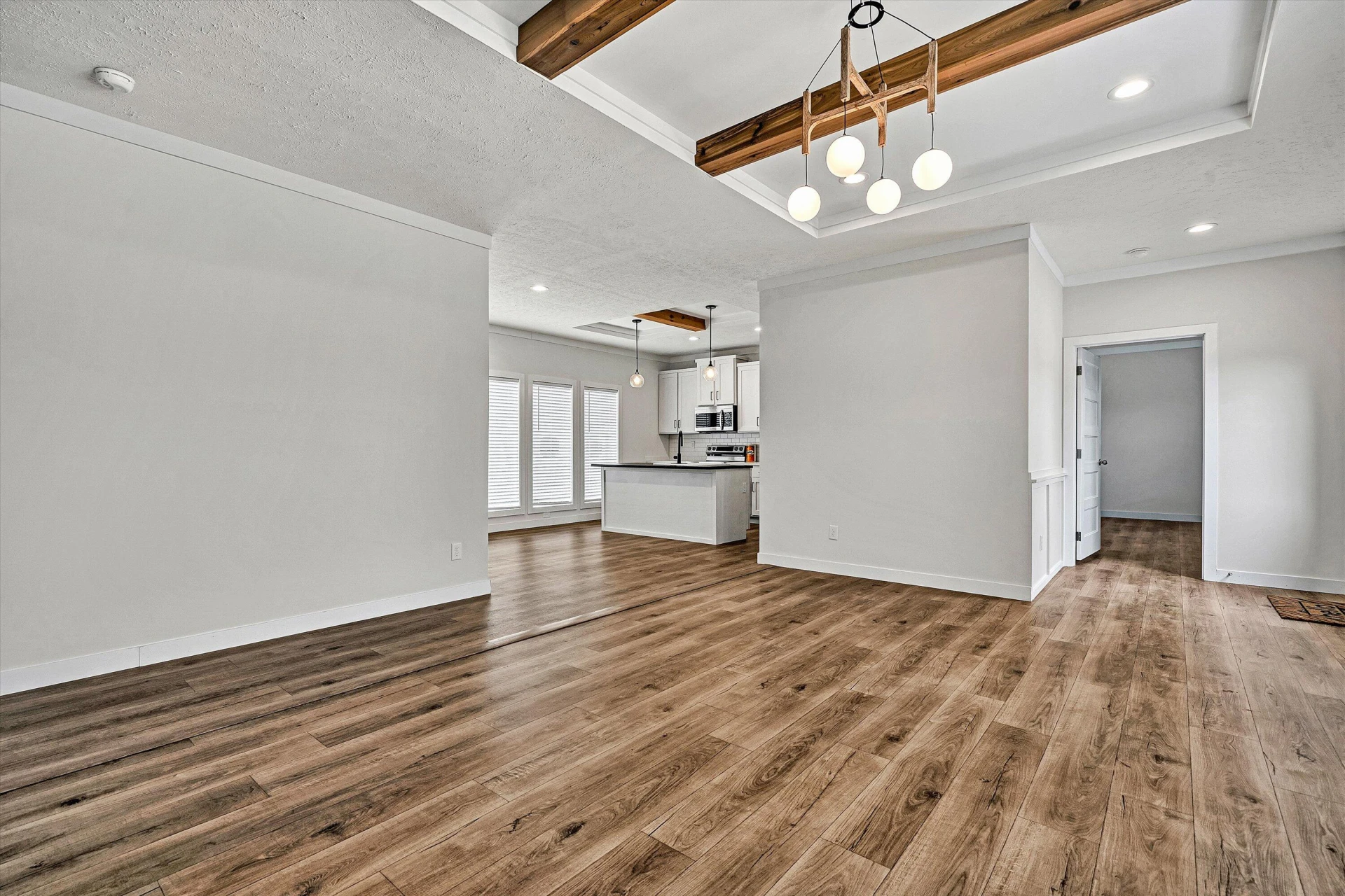 3648 McDaniel DR - Photo 11