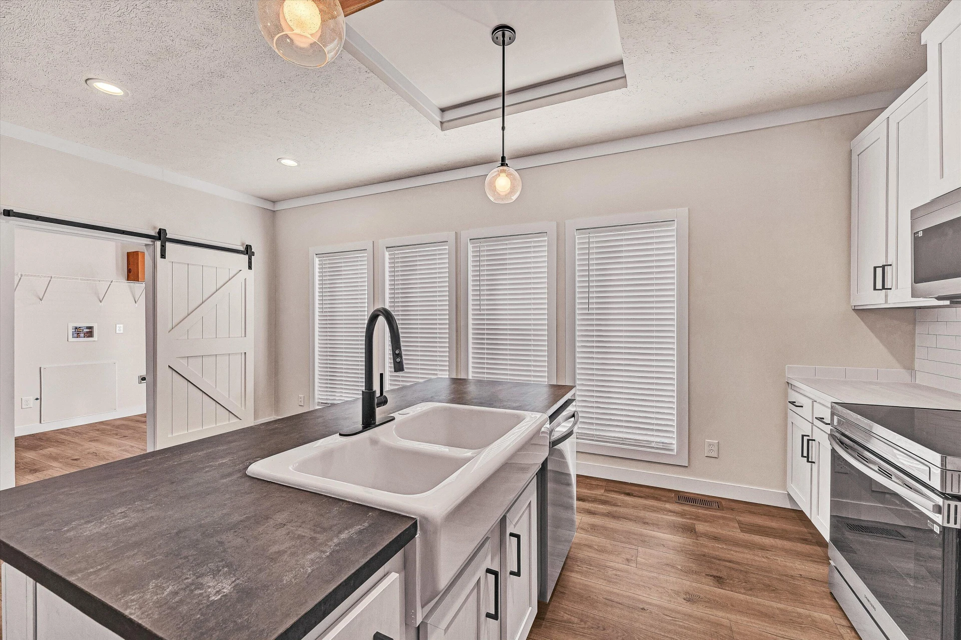 3648 McDaniel DR - Photo 17