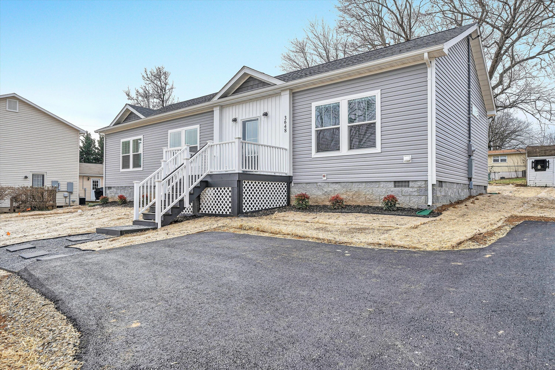 3648 McDaniel DR - Photo 4