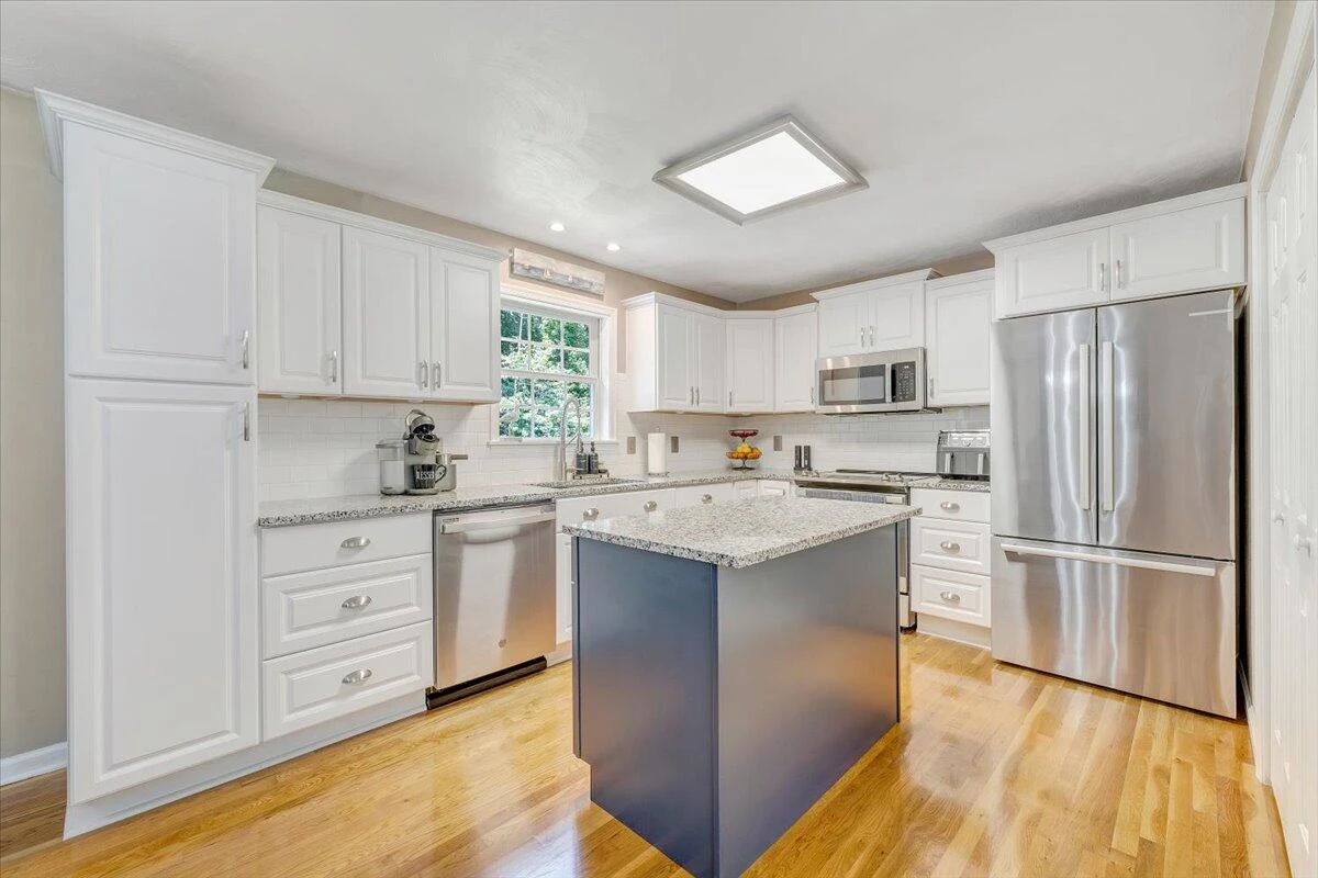 139 Lynville DR - Photo 15