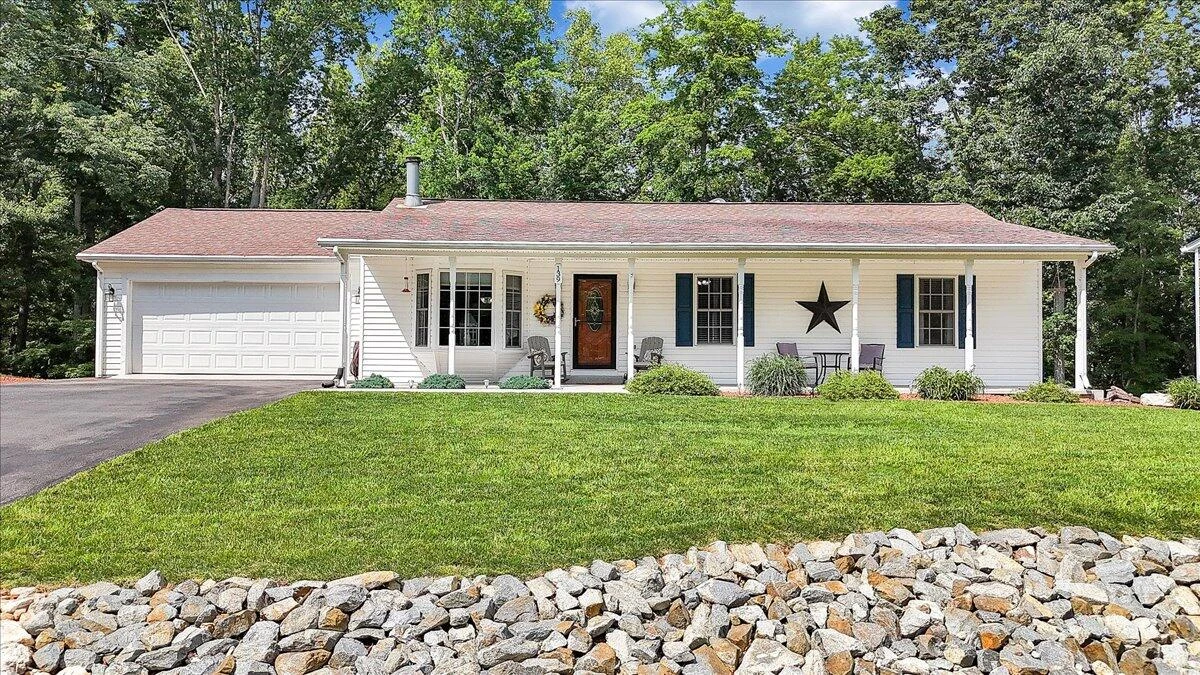 139 Lynville DR - Photo 2