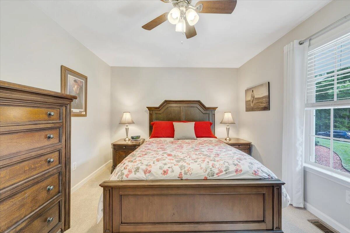 139 Lynville DR - Photo 30