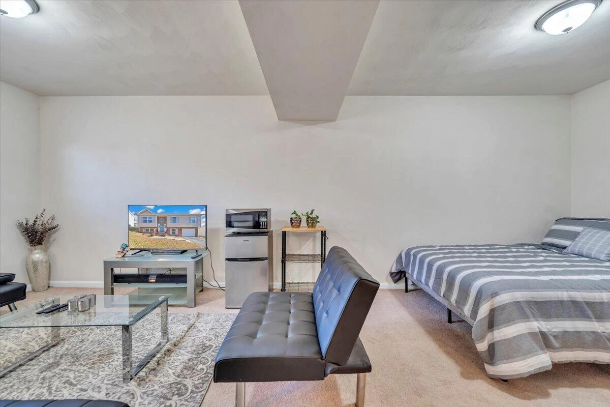 317 Timothy LN NW - Photo 31