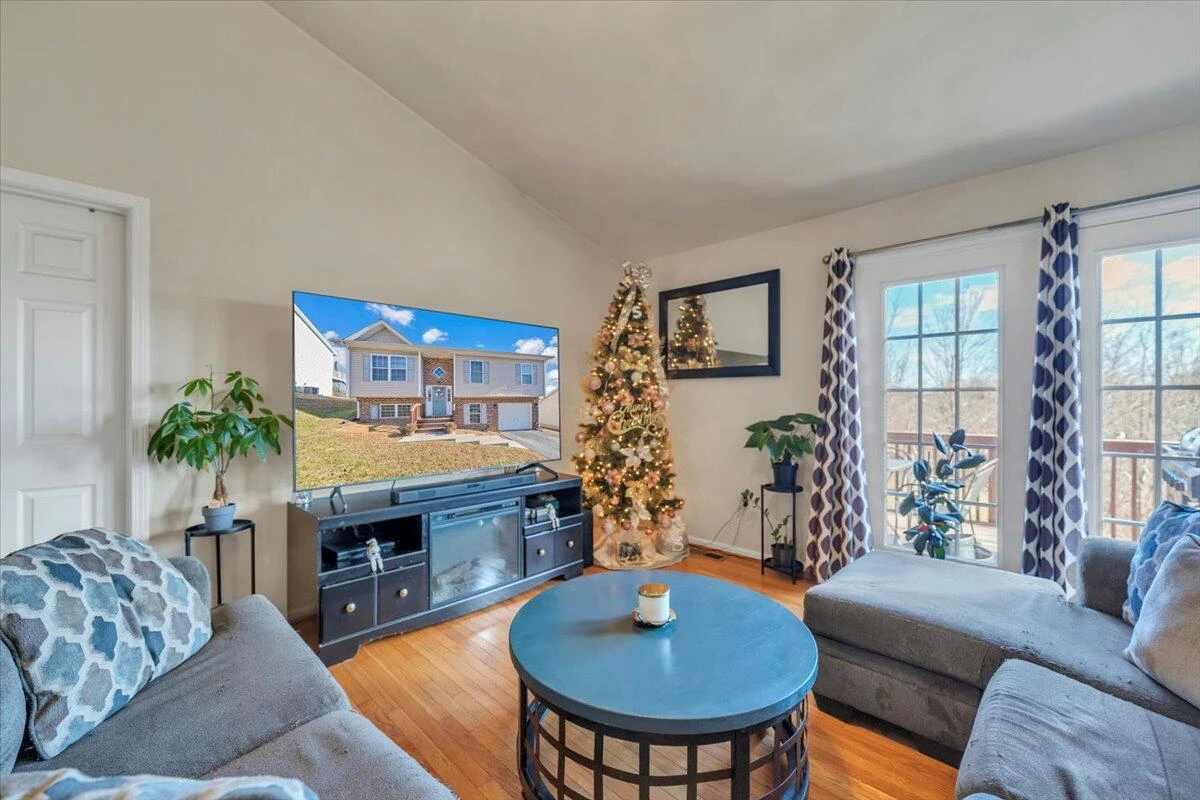 317 Timothy LN NW - Photo 9