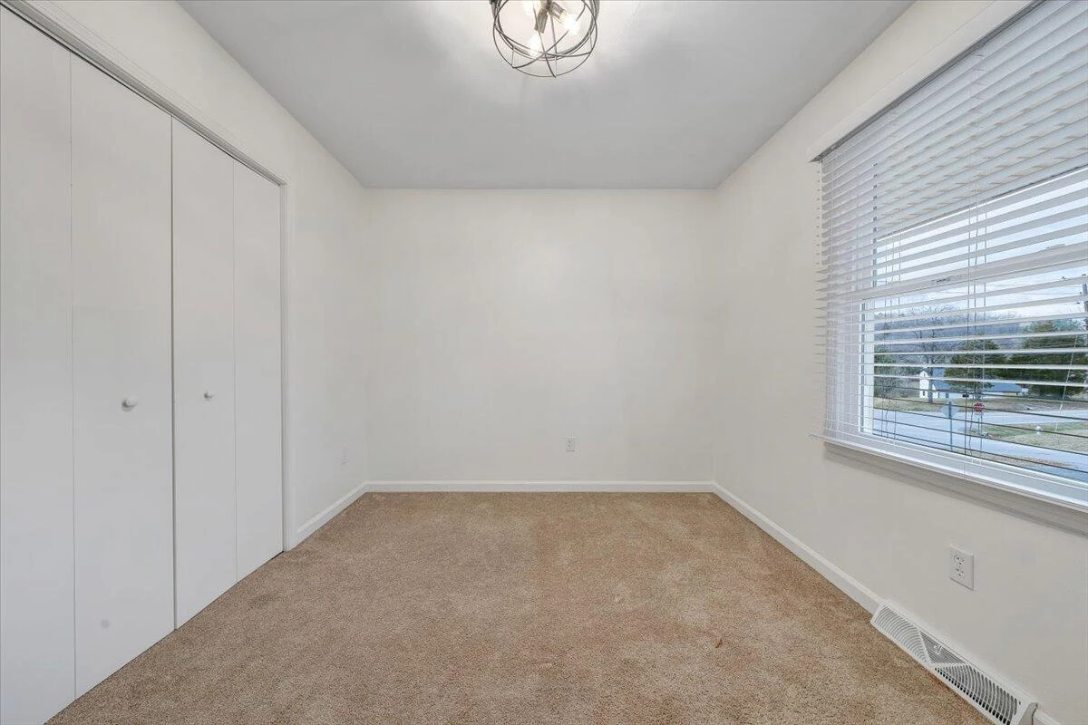 1349 Rainbow Forest DR - Photo 22