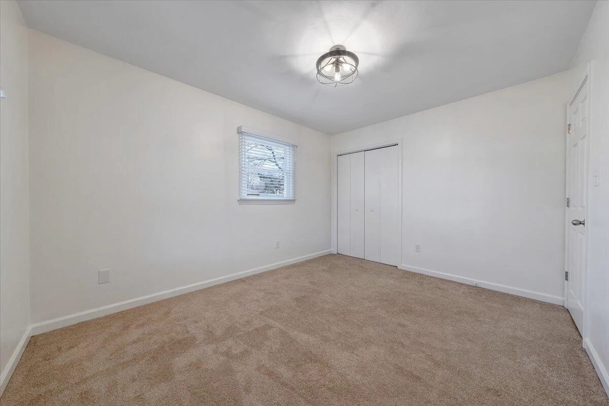 1349 Rainbow Forest DR - Photo 26