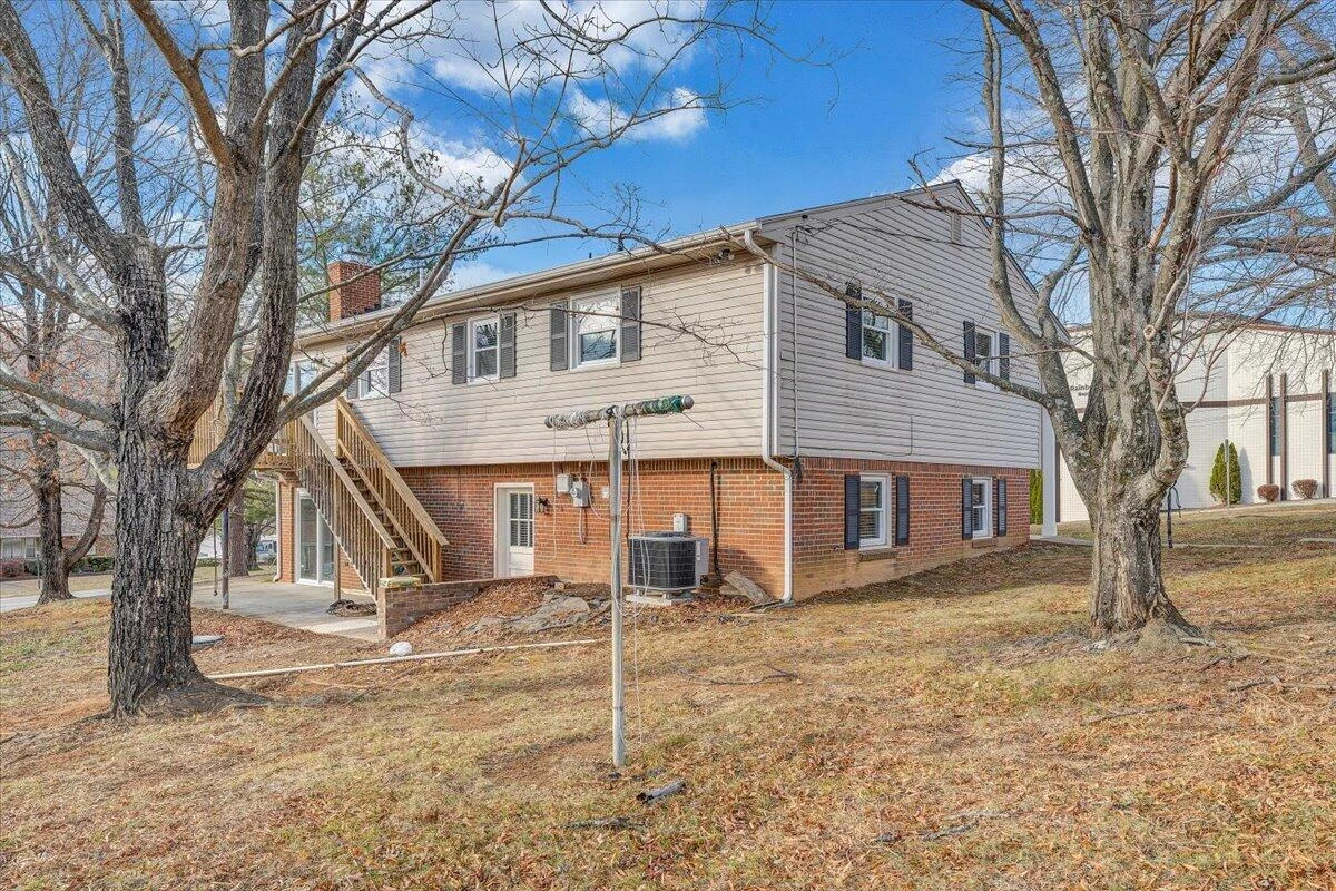 1349 Rainbow Forest DR - Photo 53