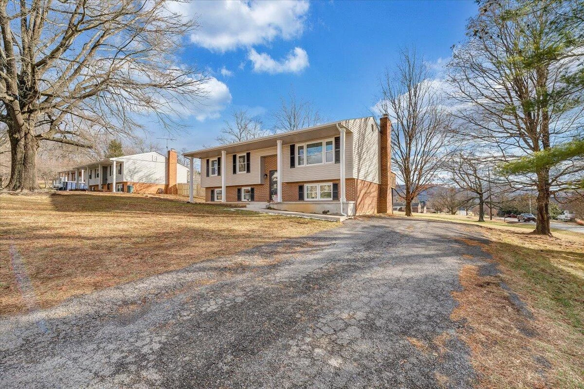 1349 Rainbow Forest DR - Photo 58
