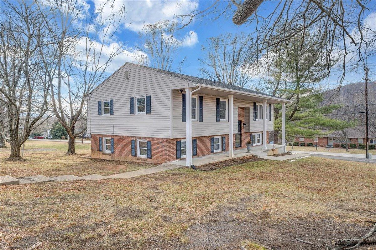1349 Rainbow Forest DR - Photo 60