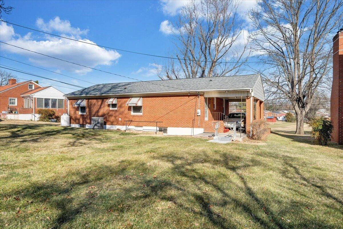 3808 Cove RD NW - Photo 31