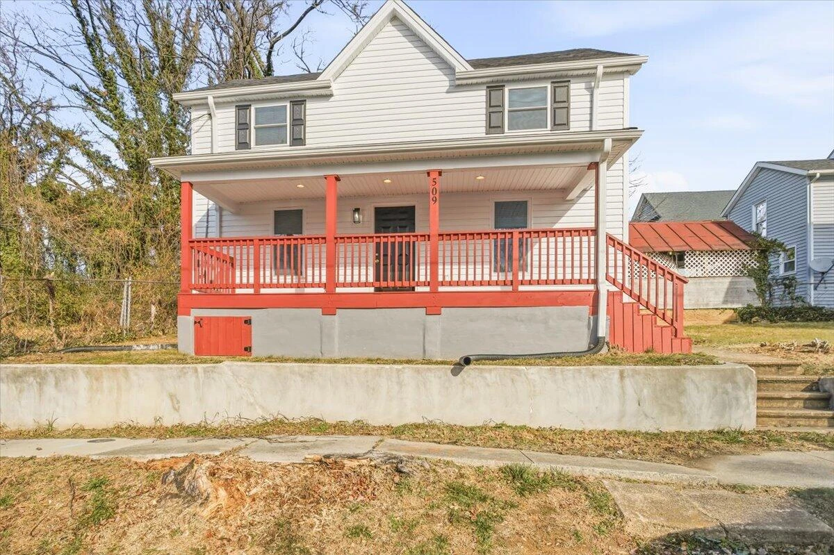 509 Patton AVE NW