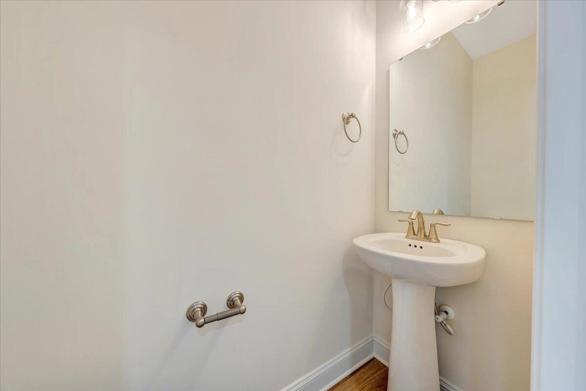 300 Ridgley LN - Photo 17