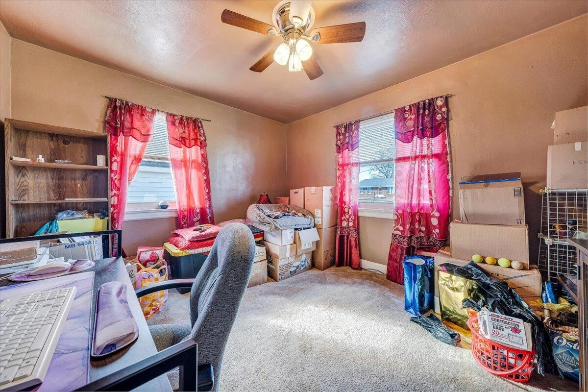 2913 Ravenwood AVE NW - Photo 12