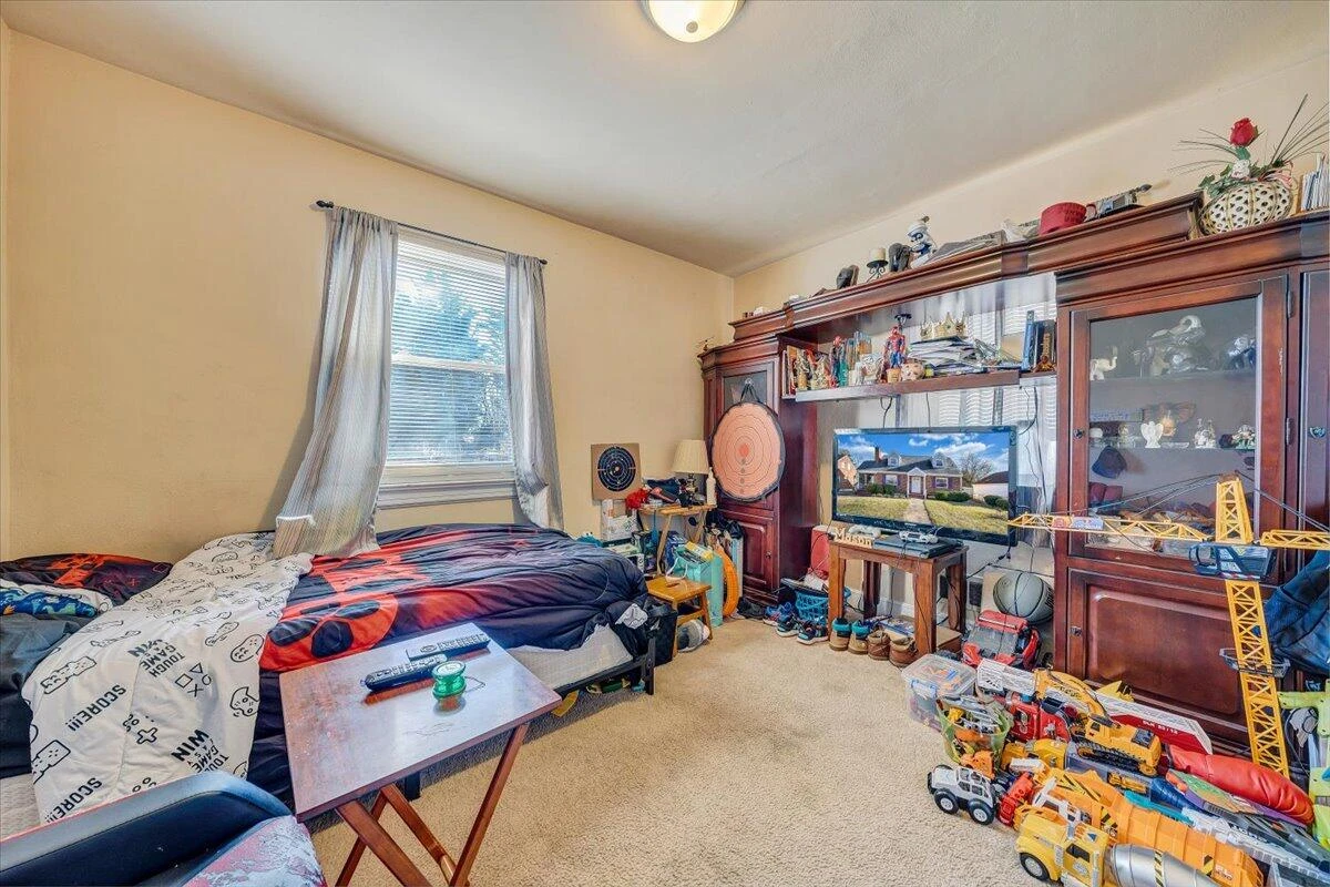 2913 Ravenwood AVE NW - Photo 14