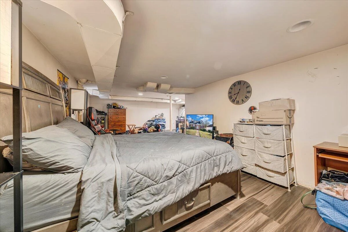 2913 Ravenwood AVE NW - Photo 24