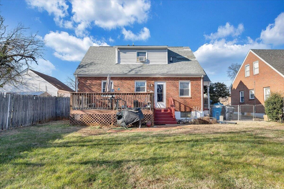 2913 Ravenwood AVE NW - Photo 30