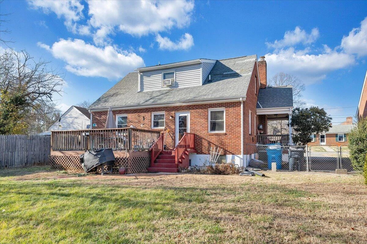 2913 Ravenwood AVE NW - Photo 32
