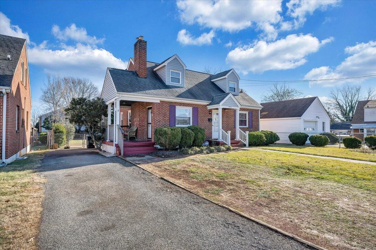 2913 Ravenwood AVE NW - Photo 34