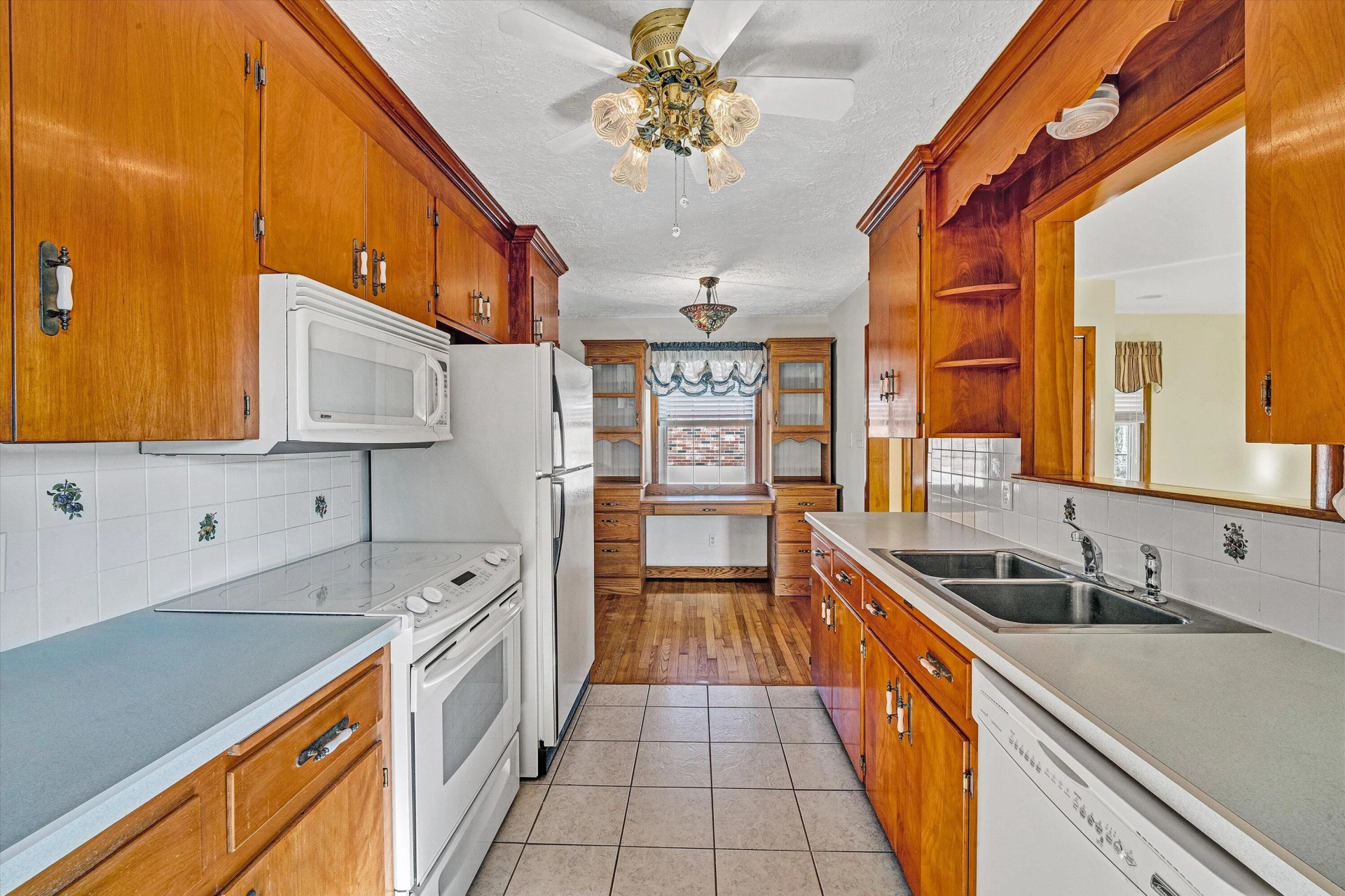 1524 Liggates RD - Photo 10