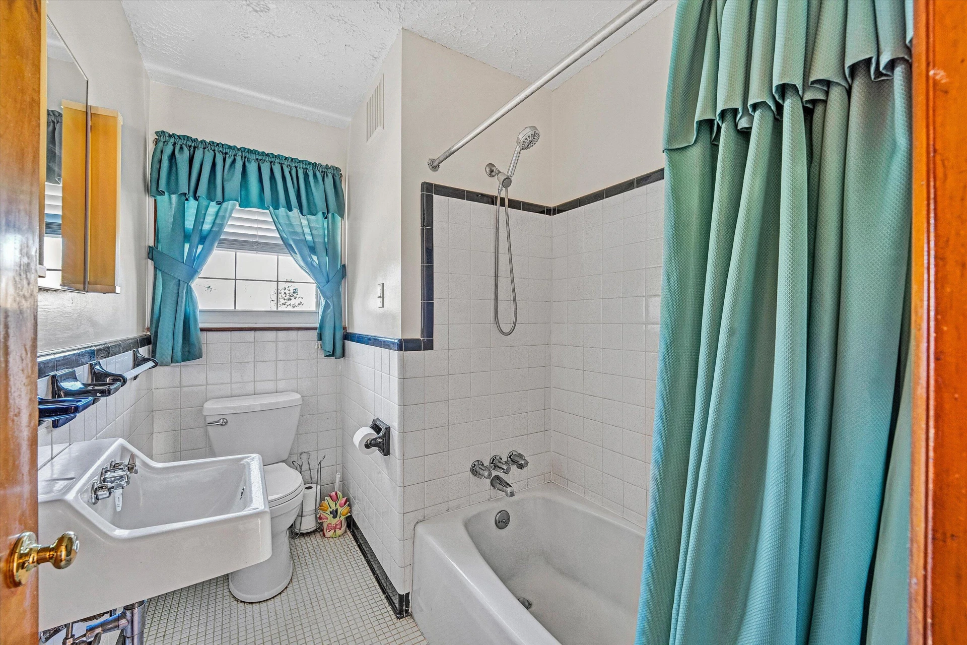 1524 Liggates RD - Photo 17