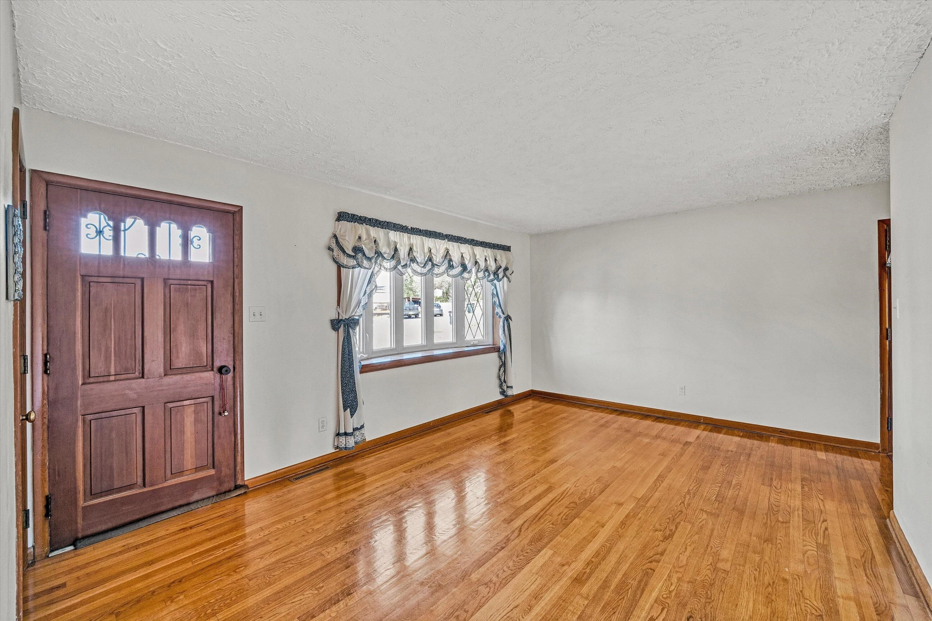 1524 Liggates RD - Photo 6