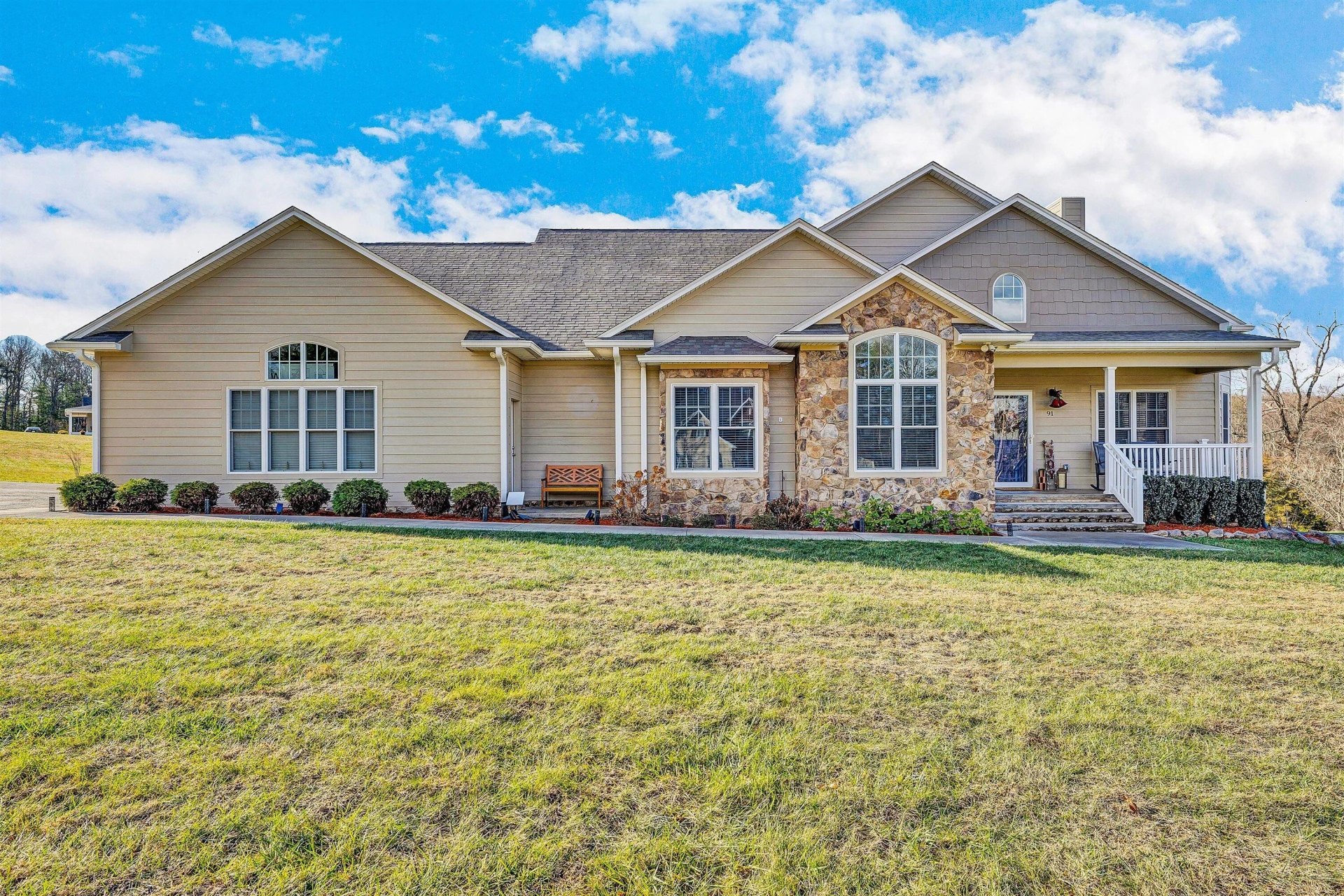91 Cahas Summit RD