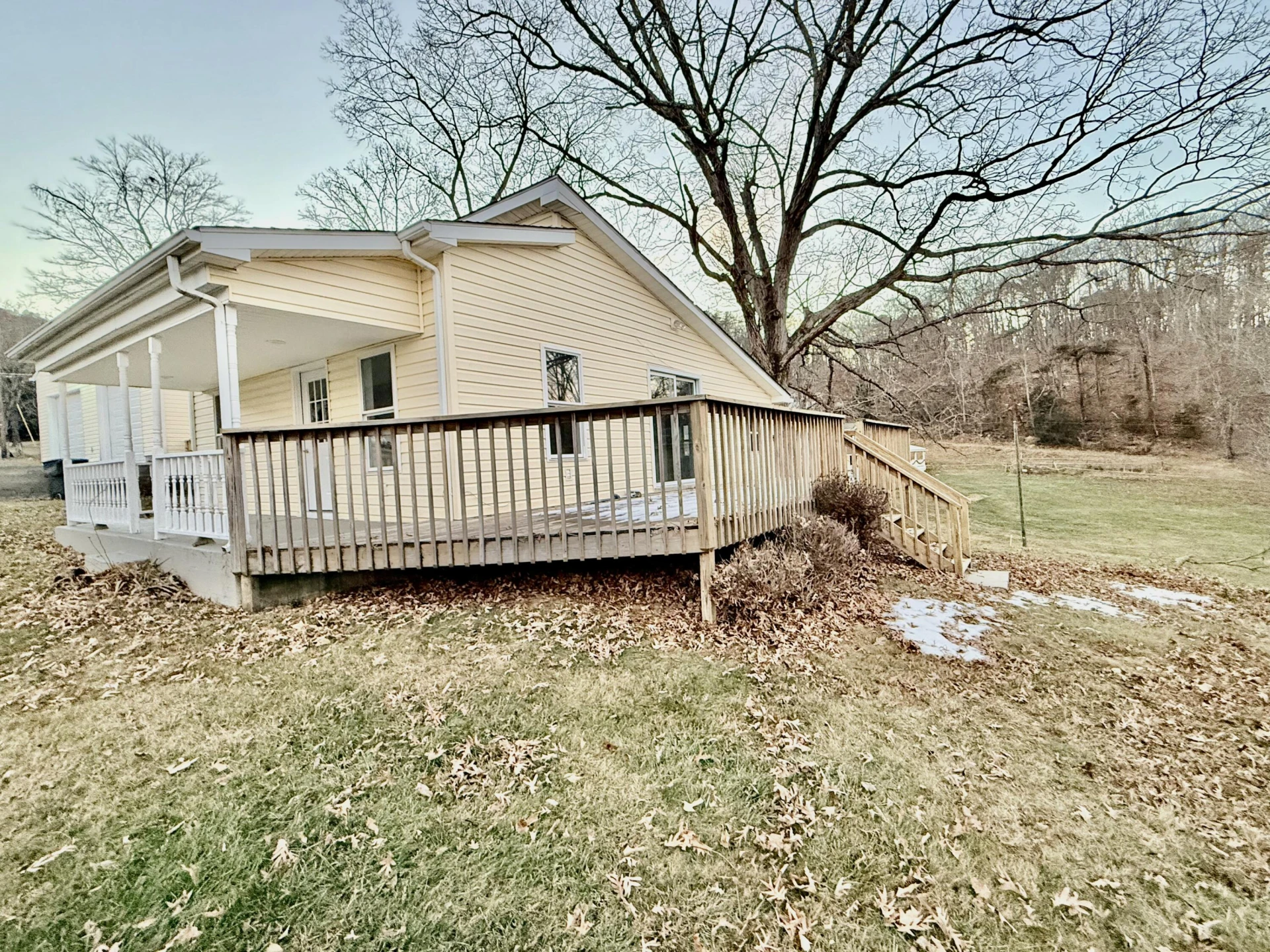 3715 Sandlewood RD - Photo 15